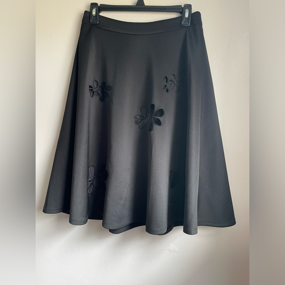 Beautiful elegant  Black flared skirt by Catherine Malandrino. Size 4
